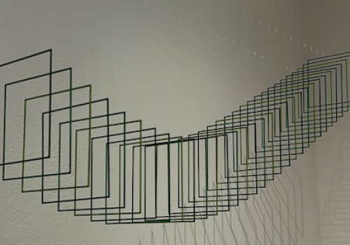 Del cinetismo pasado al renovado cinetismo de Elias Crespin