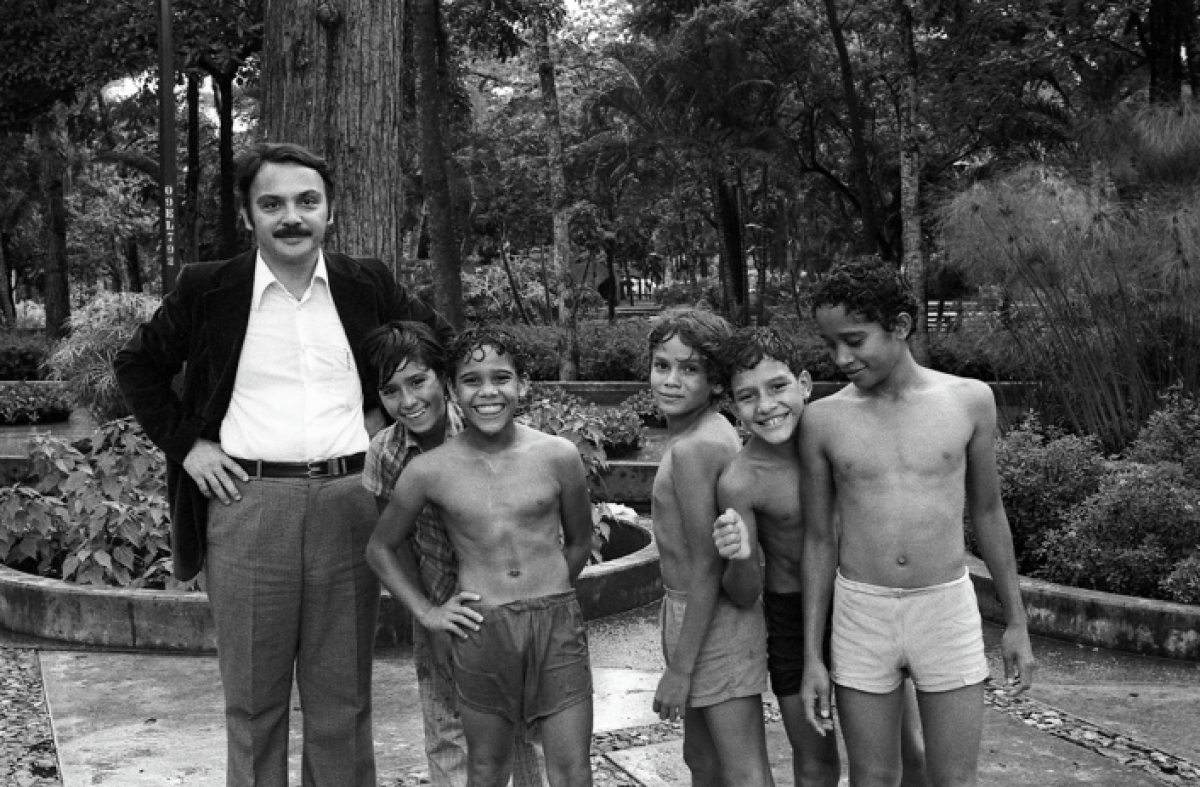 Los colígrafos de Eugenio Montejo: Un proyecto narrativo