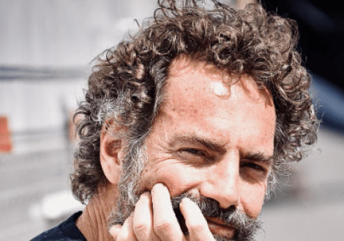 El teatro como militancia. Un reencuentro con Francisco Denis