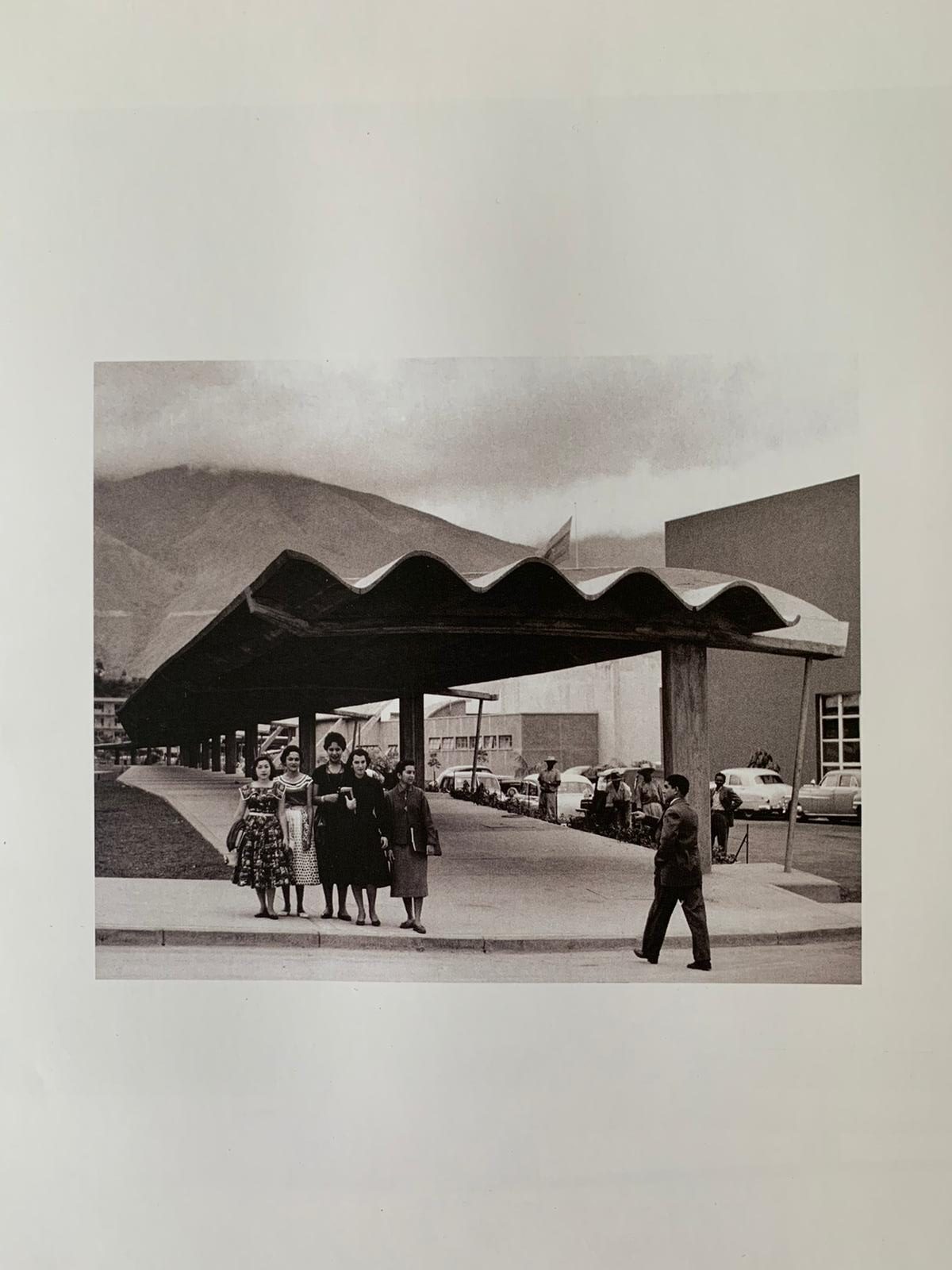 Una escuela alemana. Los orígenes de la Escuela de Filosofía de la UCV