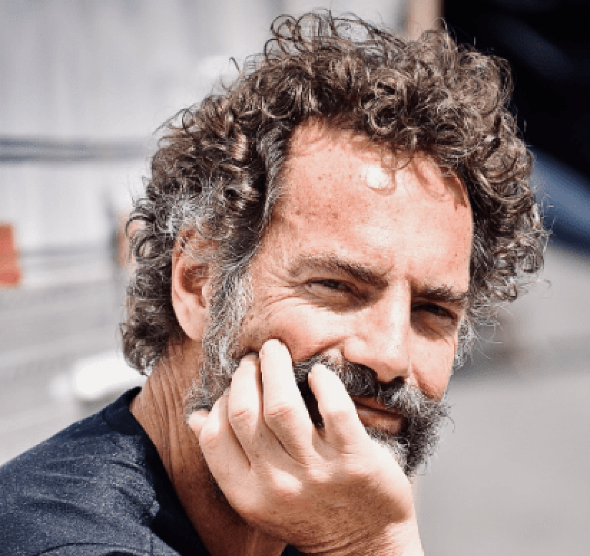 El teatro como militancia. Un reencuentro con Francisco Denis