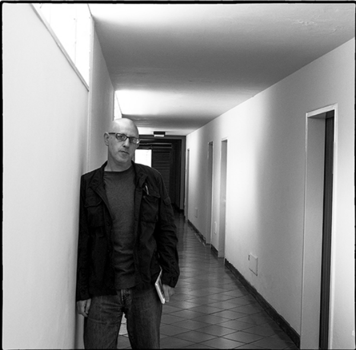 Vidas prestadas: la Venezuela de Sergio Chejfec y el encantamiento del mundo