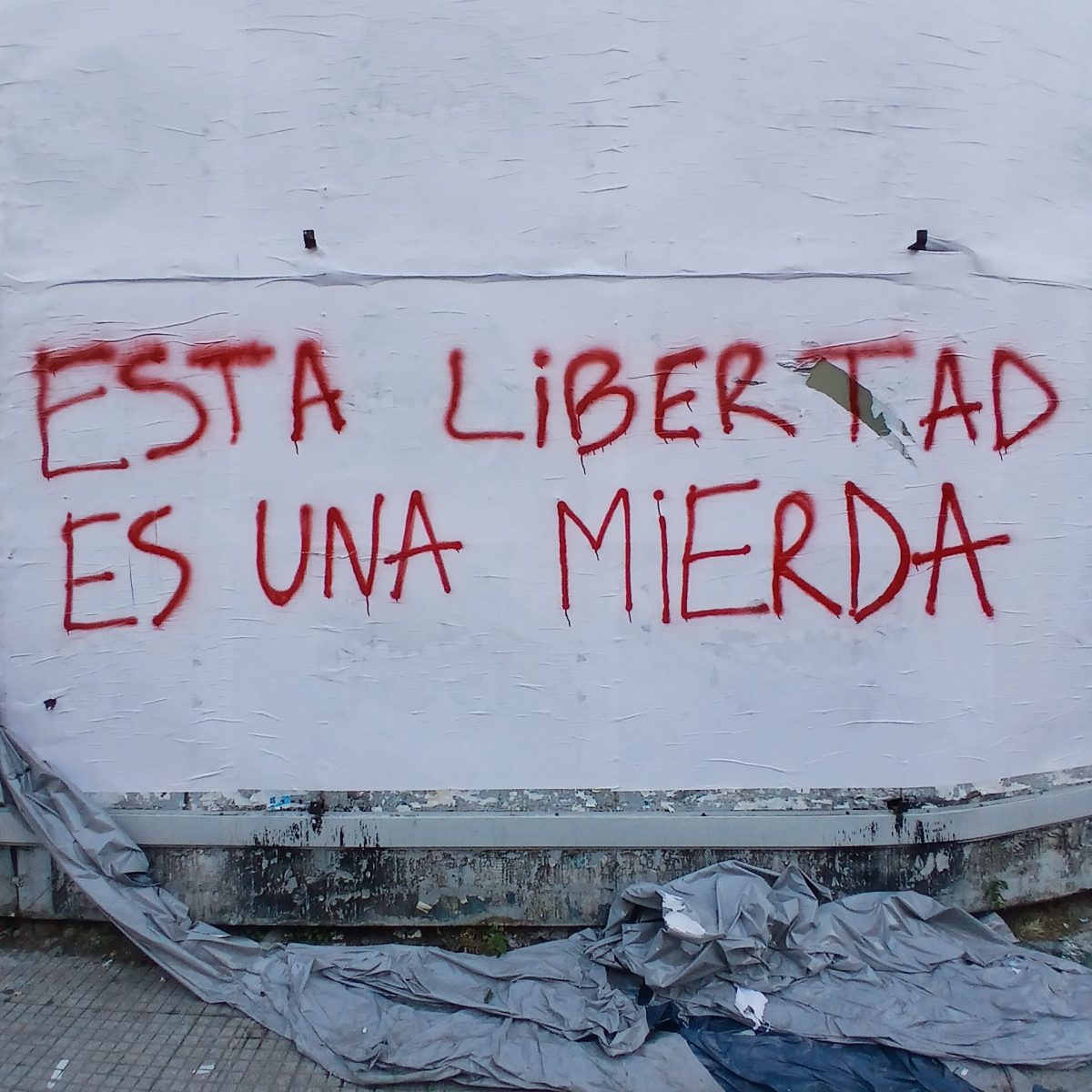Los humanos dinamita